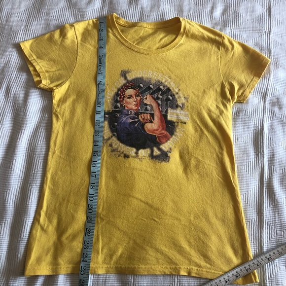 Rosie the Riveter Yellow Graphic T-shirt - Picture 4 of 5
